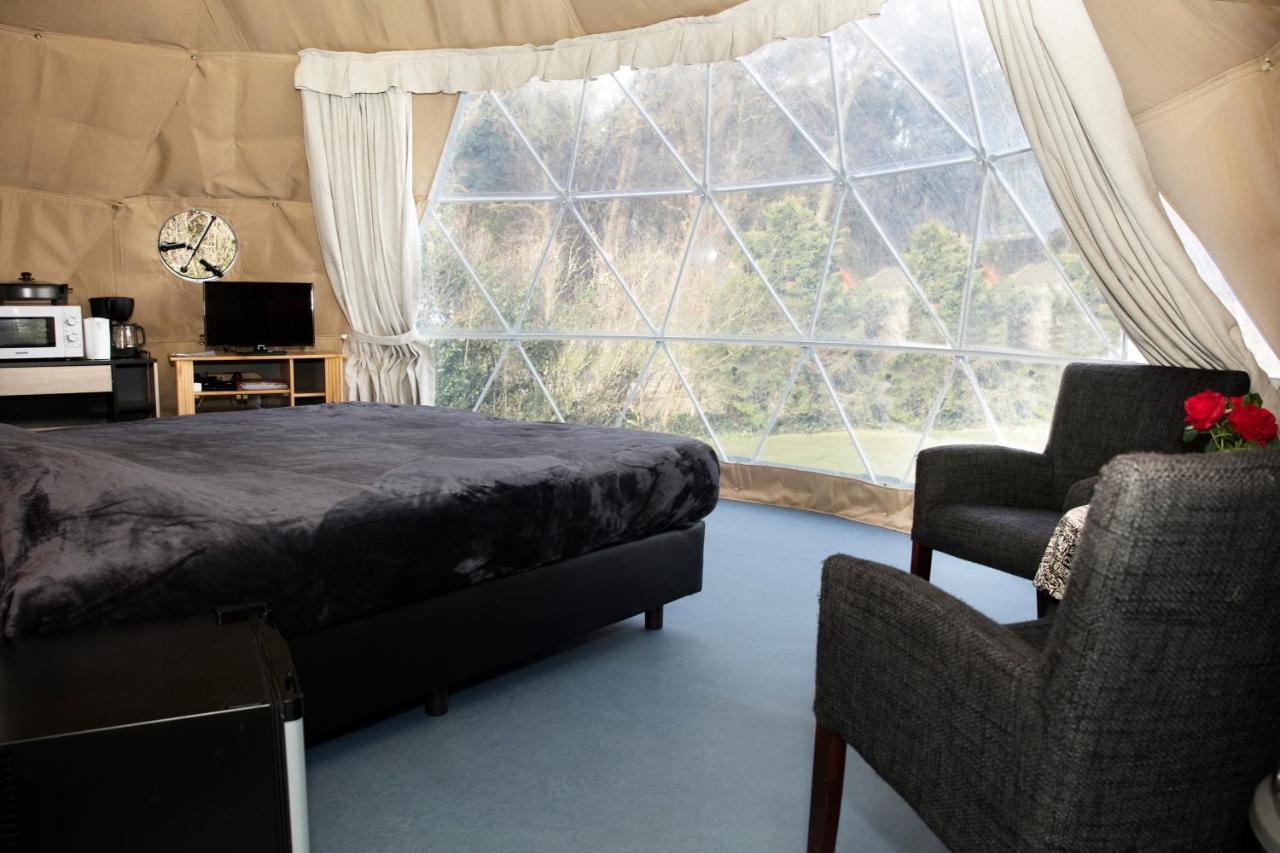 Costa Kabrita Hotel Huijbergen ภายนอก รูปภาพ